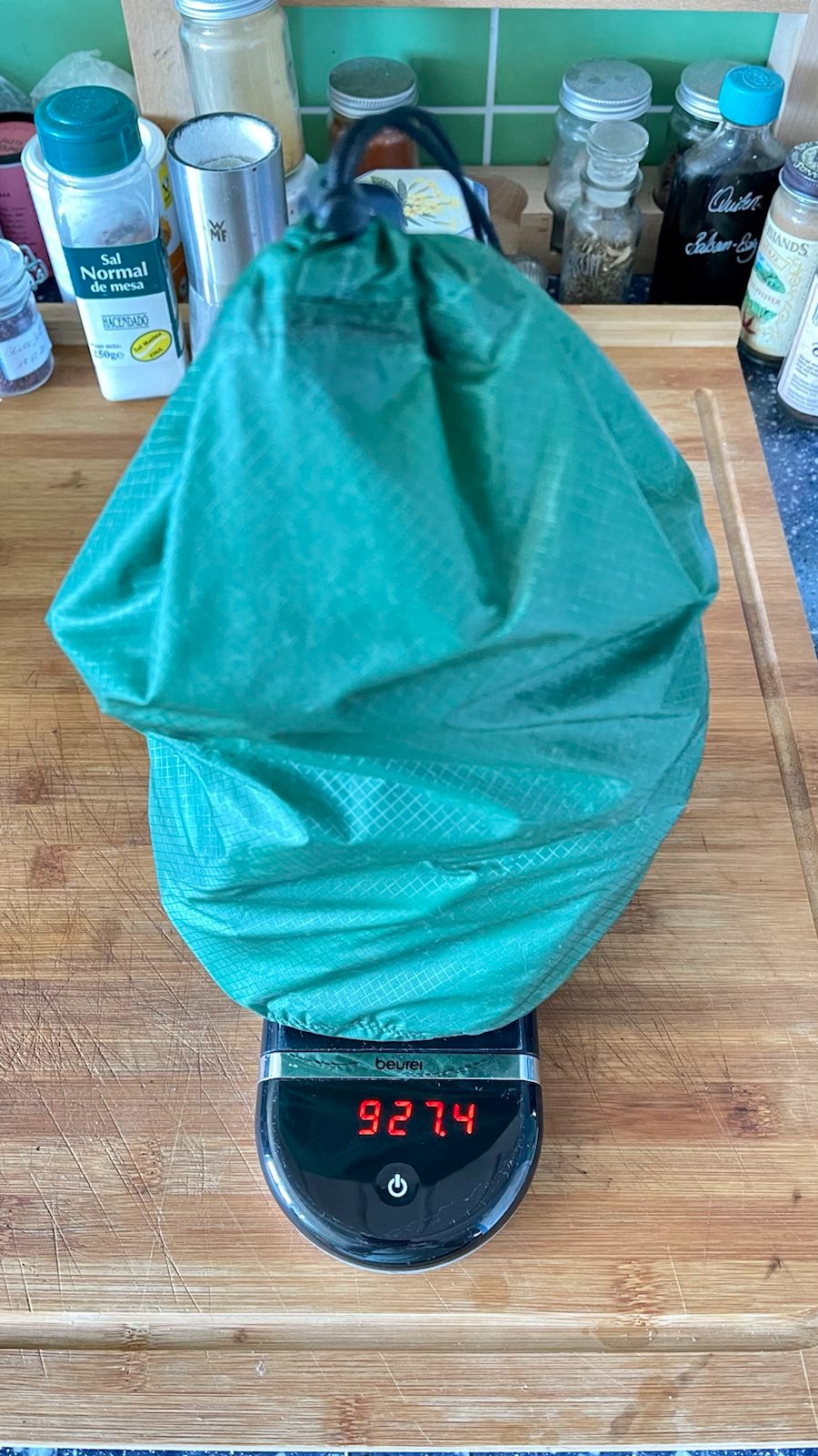 Everything on the scale: under 1000g